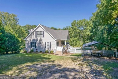 Lake Home For Sale in Eatonton, Georgia