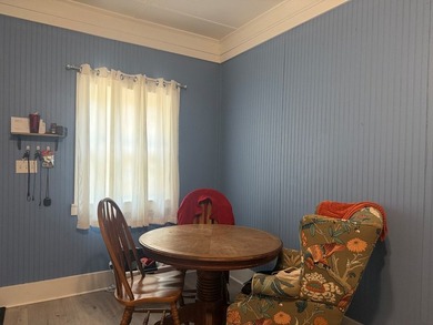 Been looking for a home near the lake? It's about 1 mile to the - photo 8