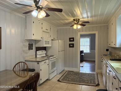Located in the heart of Washington, this unique in-town property - photo 11