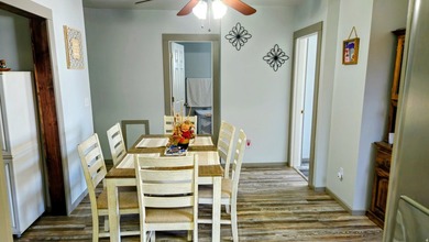Immaculate 4 bedroom, 3 bathroom home located in the heart of - photo 12