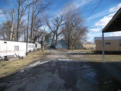 Lake area seasonal business known as Chapman Lake Marina and - photo 18