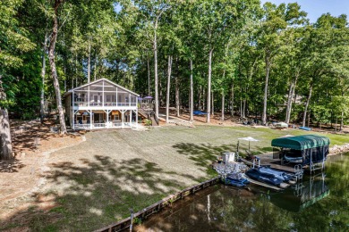 Lake Home For Sale in Eatonton, Georgia