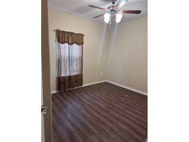 Great home in the Mathis Lake area. This 2-bedroom 2 bath home - photo 8