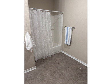 Great home in the Mathis Lake area. This 2-bedroom 2 bath home - photo 9