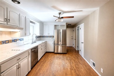 Welcome home to this beautiful move-in ready 3 bed 1.5 bath - photo 12