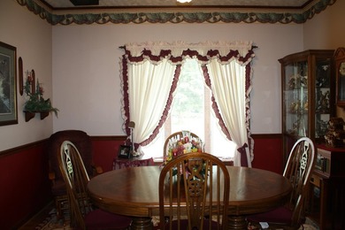 Welcome to this move-in ready home that clearly shows the care - photo 12