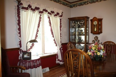 Welcome to this move-in ready home that clearly shows the care - photo 13