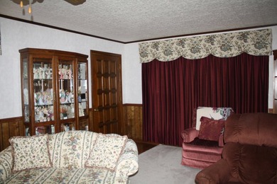 Welcome to this move-in ready home that clearly shows the care - photo 17