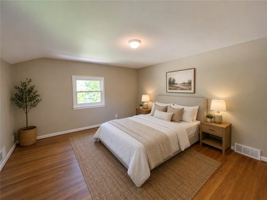 Welcome home to this beautiful move-in ready 3 bed 1.5 bath - photo 18