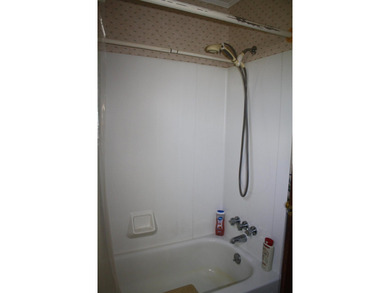 Welcome to this move-in ready home that clearly shows the care - photo 27