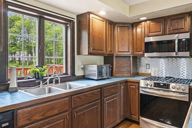 Designed for both everyday living and effortless entertaining - photo 6