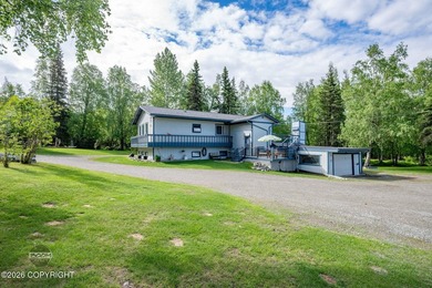 Alaskan home with pole barn in South Anchorage's most desirable - photo 3