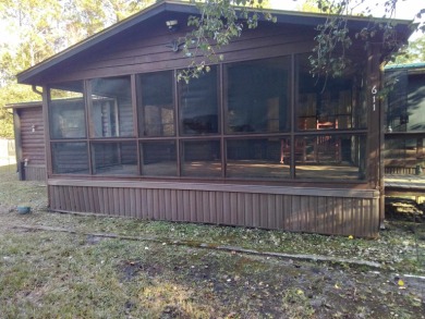 (private lake, pond, creek) Home For Sale in Sopchoppy Florida