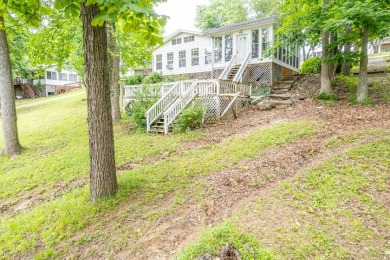 Rental friendly neighborhood, gentle walk to water! - photo 48