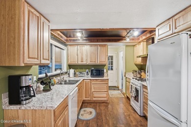 Discover exceptional versatility and location at 527/529 - photo 5