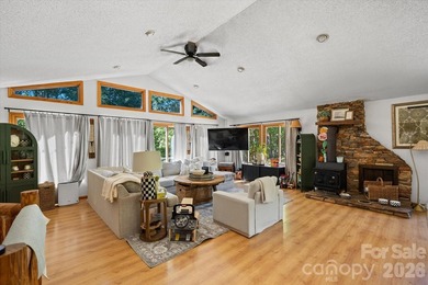 Perfectly set on nearly 350 acres of prime mountain land - photo 14