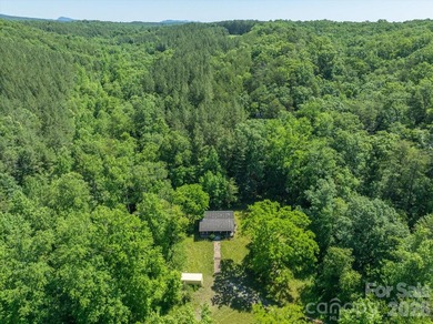 Perfectly set on nearly 350 acres of prime mountain land - photo 22