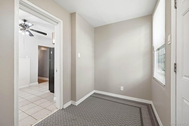 Updated and ready for your movee visit 400 Pratt Ave, Plenty of - photo 23