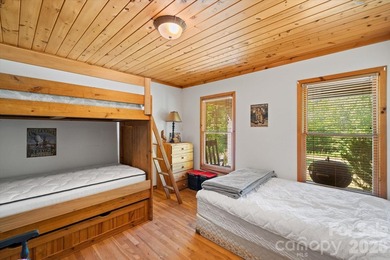 Perfectly set on nearly 350 acres of prime mountain land - photo 26