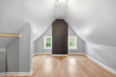 Updated and ready for your movee visit 400 Pratt Ave, Plenty of - photo 28