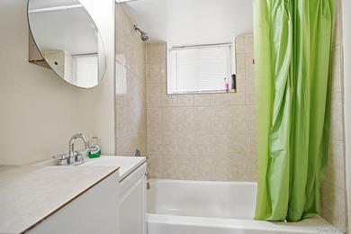Updated and ready for your movee visit 400 Pratt Ave, Plenty of - photo 30