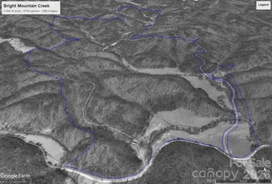 Perfectly set on nearly 350 acres of prime mountain land - photo 33