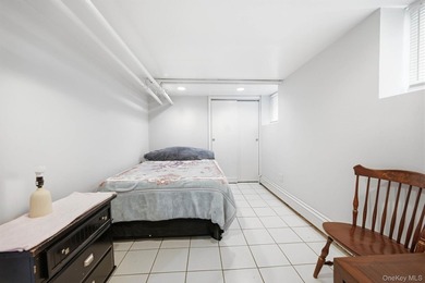 Updated and ready for your movee visit 400 Pratt Ave, Plenty of - photo 36
