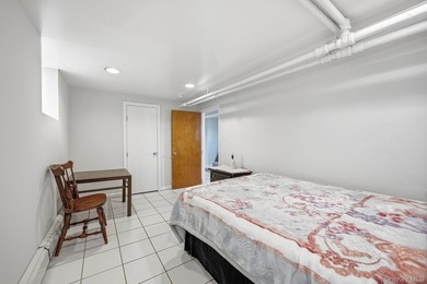 Updated and ready for your movee visit 400 Pratt Ave, Plenty of - photo 37