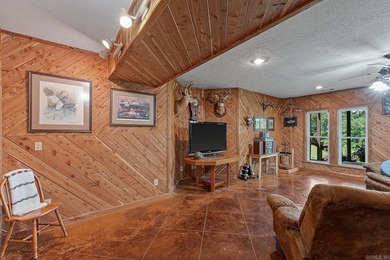 56.86 -ACRE SELF-SUSTAINING COMPOUND WITH PRIVATE LAKE, BARNS & - photo 39
