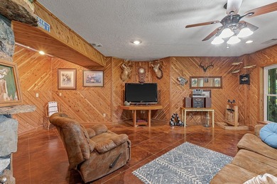 56.86 -ACRE SELF-SUSTAINING COMPOUND WITH PRIVATE LAKE, BARNS & - photo 41
