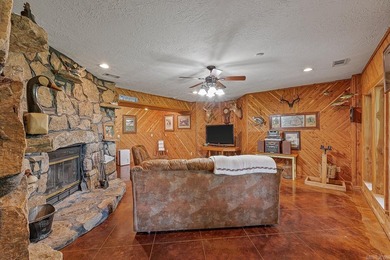 56.86 -ACRE SELF-SUSTAINING COMPOUND WITH PRIVATE LAKE, BARNS & - photo 43