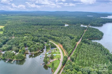 Stunning lakefront paradise - SIGNIFICANT PRICE IMPROVEMENT! - photo 7