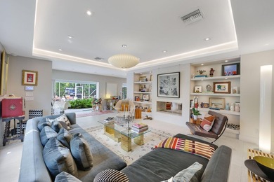 Set along 177' of maturely landscaped wide waterfront, 2124 - photo 12