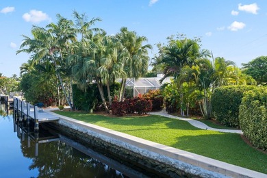 Set along 177' of maturely landscaped wide waterfront, 2124 - photo 23