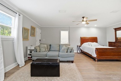Beautifully landscaped ranch-style pool home located in the - photo 44