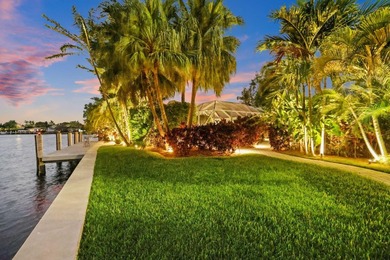 Set along 177' of maturely landscaped wide waterfront, 2124 - photo 45