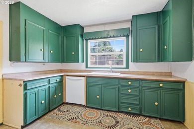 So much potential in this lovely riverfront property located - photo 8