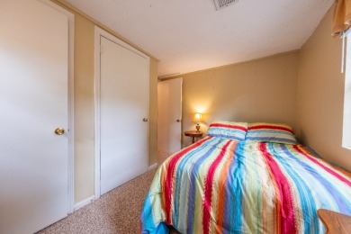 Rental friendly neighborhood, gentle walk to water! - photo 29