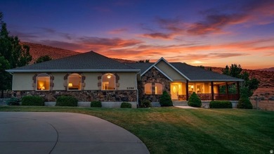 Nestled in a peaceful cul-de-sac, this beautifully updated home - photo 1