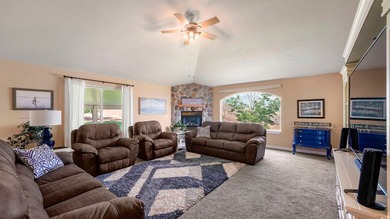 Nestled in a peaceful cul-de-sac, this beautifully updated home - photo 5