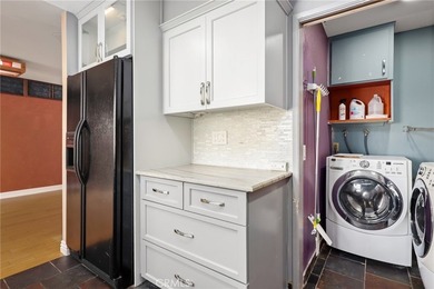 Welcome to this beautifully upgraded, turnkey home located in - photo 21