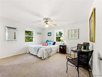 Great Lake View and nice open Decks with a Hot Tub! Vaulted - photo 22