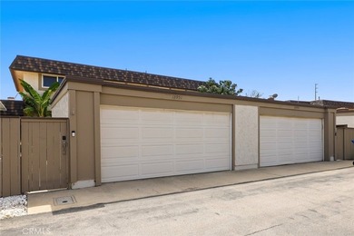 Welcome to this beautifully upgraded, turnkey home located in - photo 27
