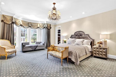 Welcome to 17 Hilldale Lane, a private estate set on two lush - photo 28
