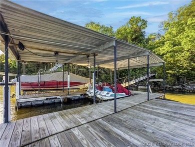 Great Lake View and nice open Decks with a Hot Tub! Vaulted - photo 38