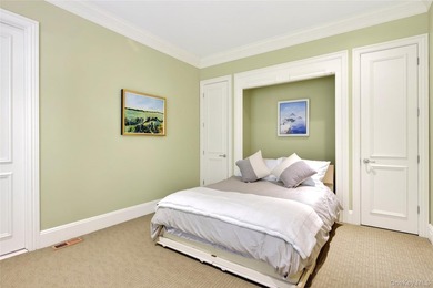 Welcome to 17 Hilldale Lane, a private estate set on two lush - photo 39