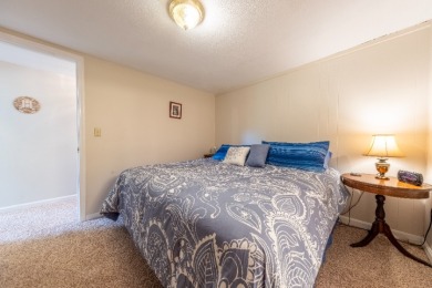 Rental friendly neighborhood, gentle walk to water! - photo 19