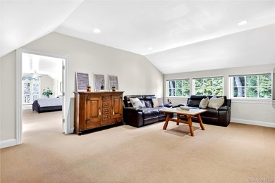 Welcome to 17 Hilldale Lane, a private estate set on two lush - photo 48