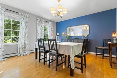 If Goldilocks stepped into this move-in ready home she would - photo 8