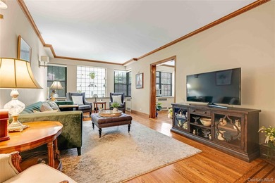 Welcome to this beautifully maintained, oversized two-bedroom, 1 - photo 2